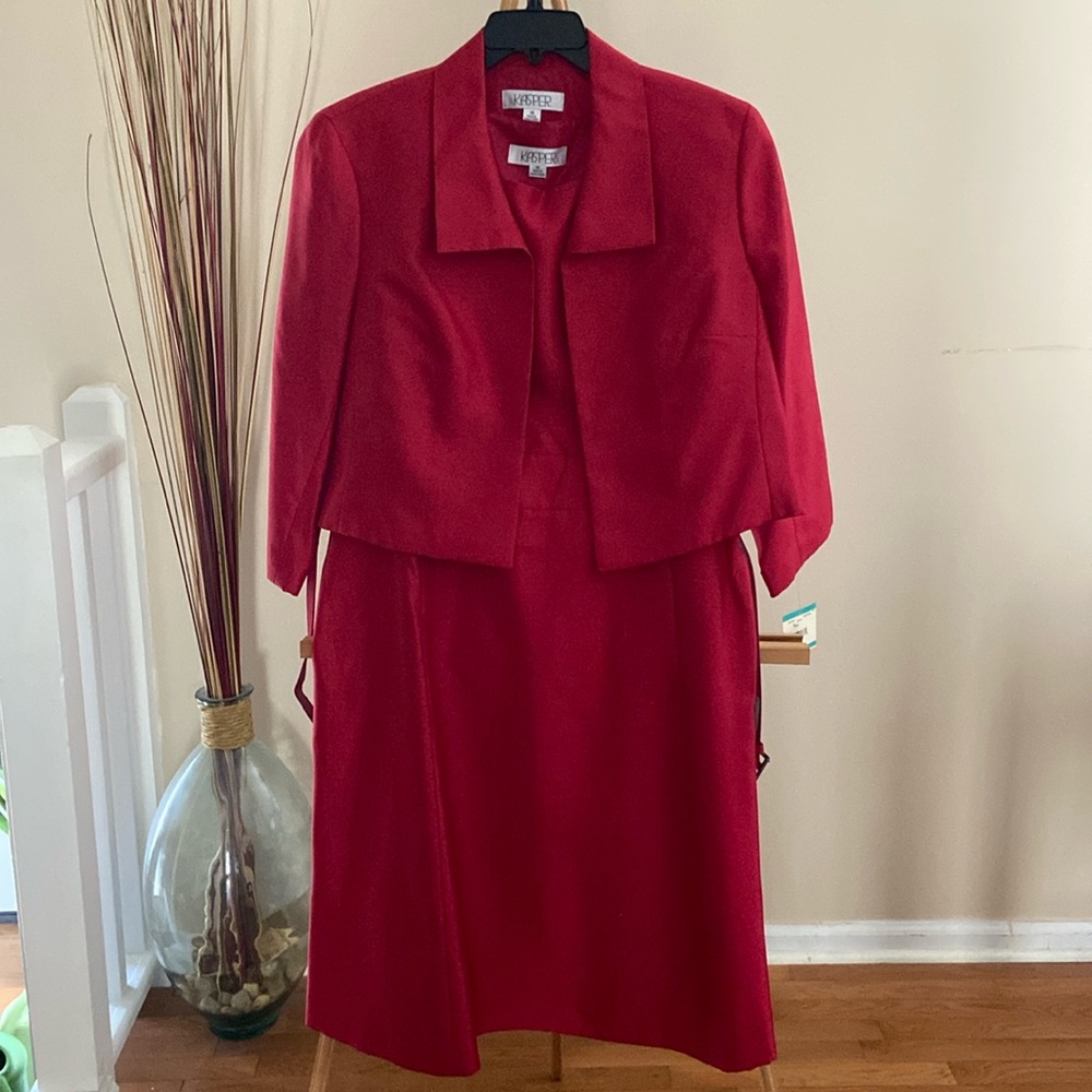 Red size 16 Kasper dress w/cropped jacket